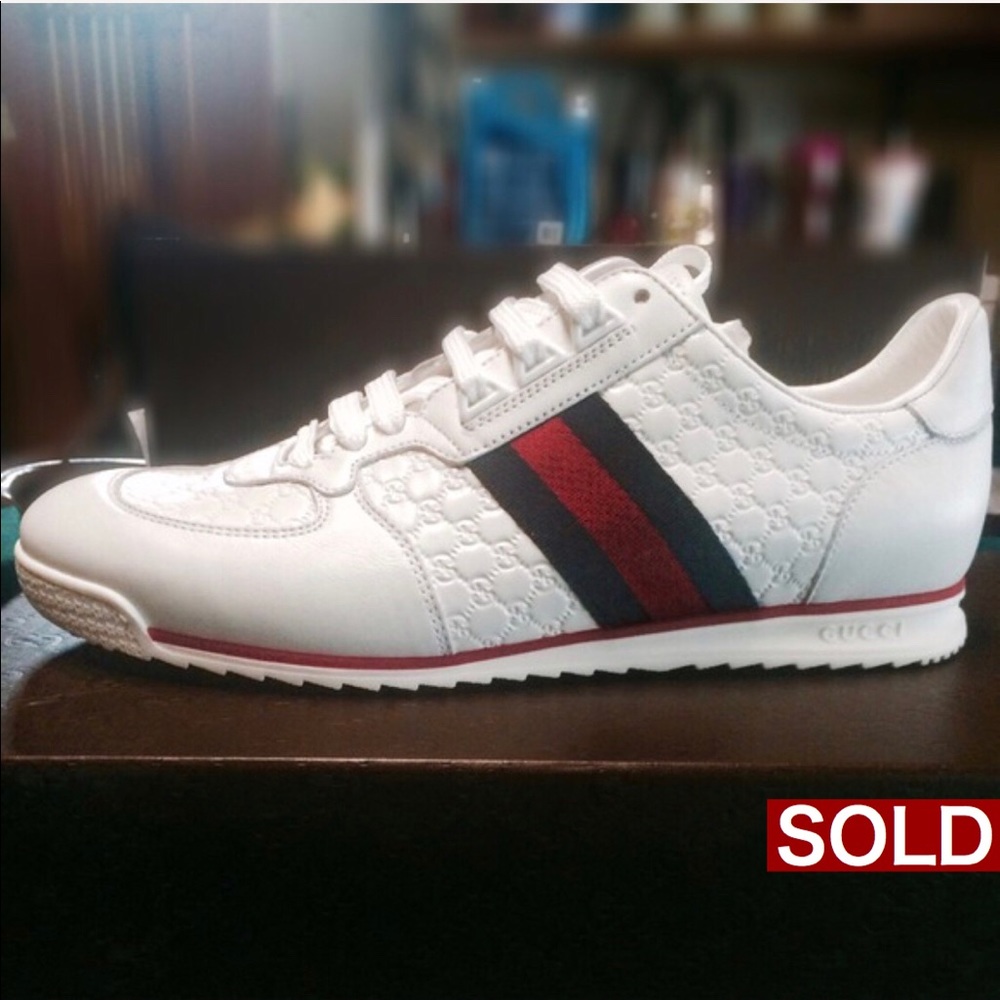 **SOLD**NIB Mens Sz 8(US Sz 9)Gucci White w/stripe
